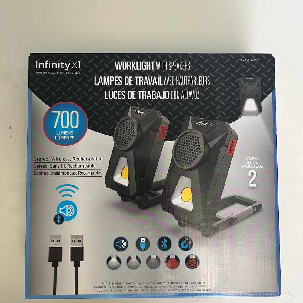 Infinity XT Worklight with Speakers